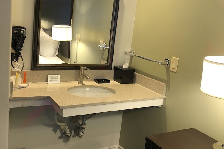 Room 18 of 29