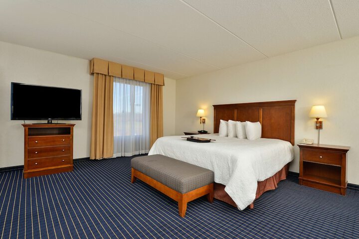 Room 22 of 42