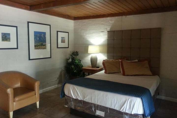 Room 54 of 66