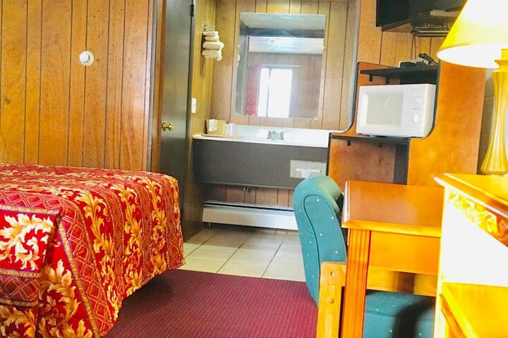 Room 45 of 66