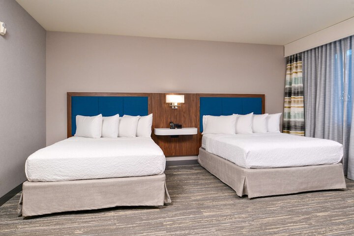 Room 26 of 114