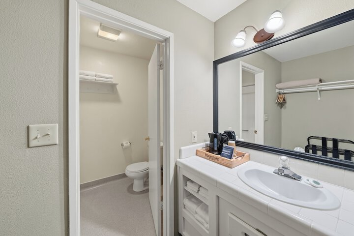 Cambria Pines Lodge