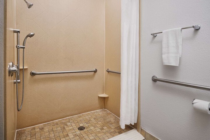 Room 20 of 29