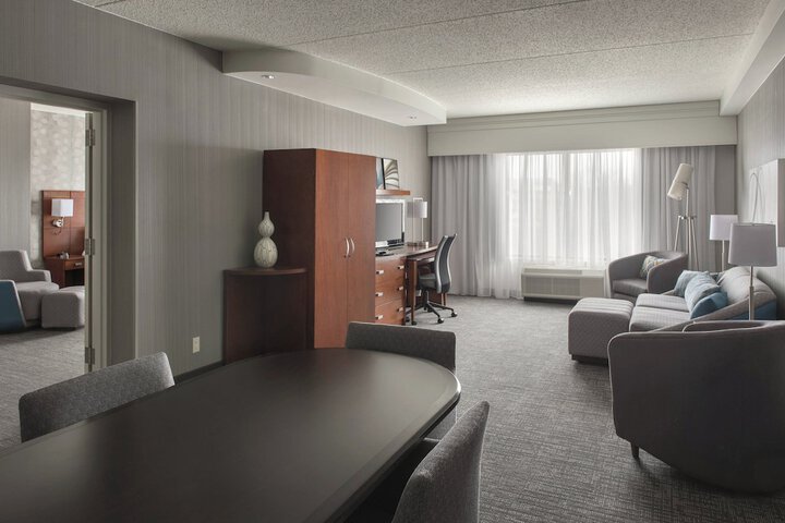 Room 17 of 29
