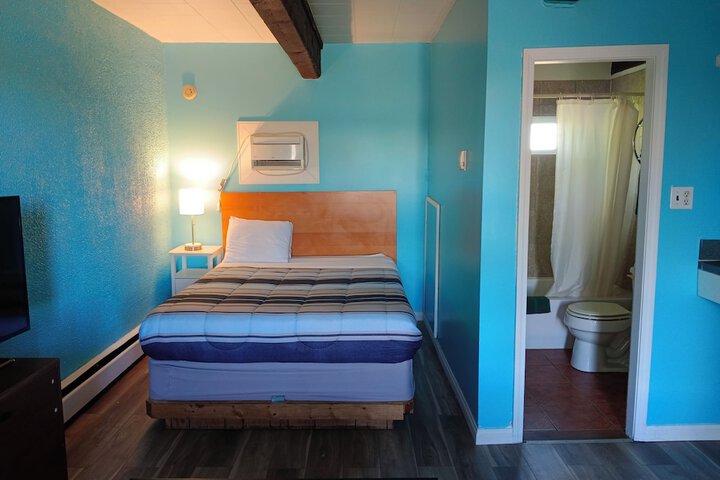 Caravan Motel