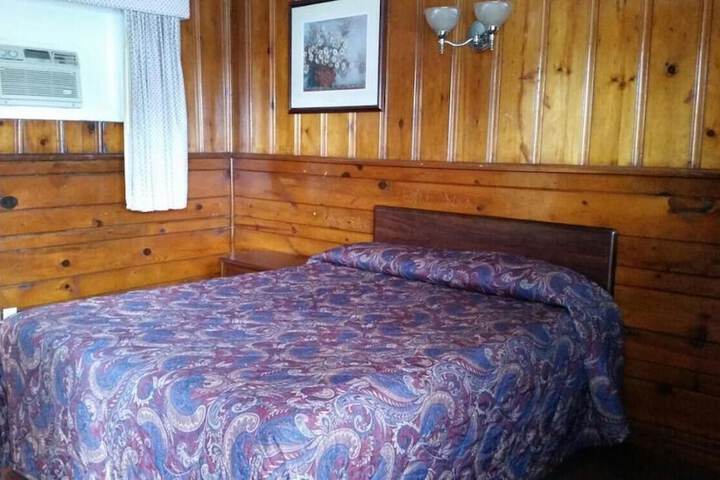 Room 11 of 21