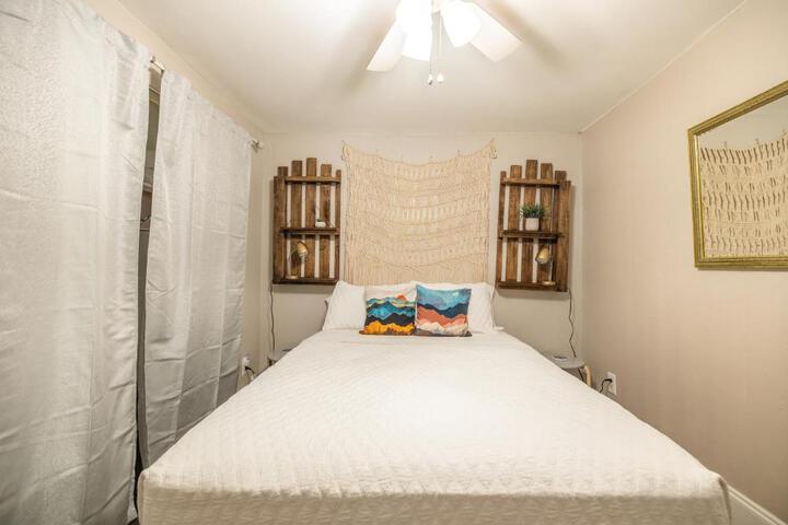 Relaxed Asheville Apartment - Pet-Friendly