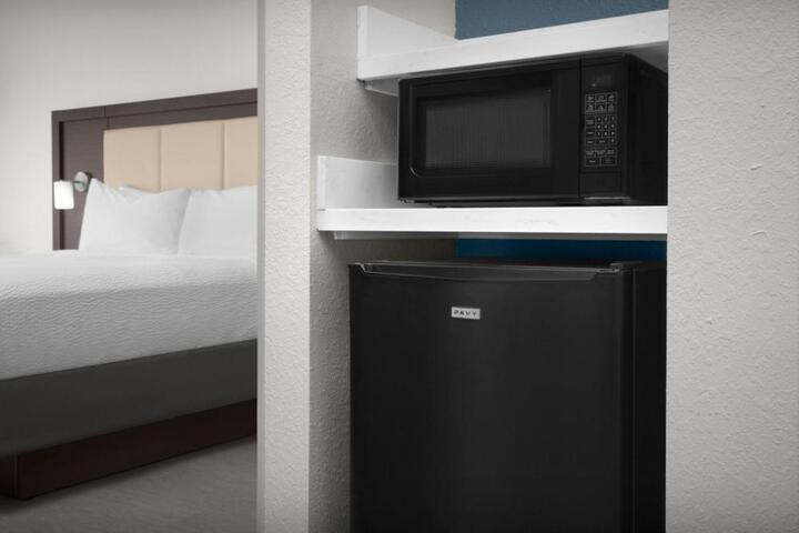 Holiday Inn Express & Suites Birmingham North - Fultondale by IHG