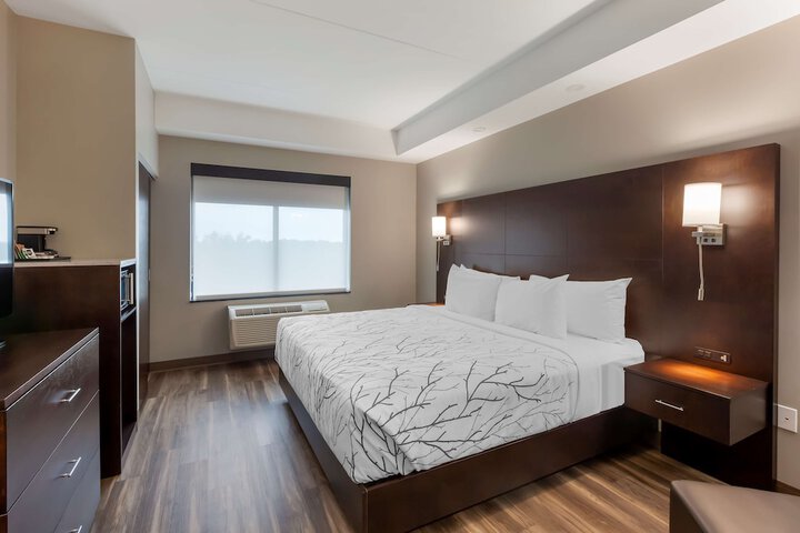 Room 17 of 53