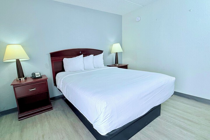 Baymont by Wyndham Michigan City