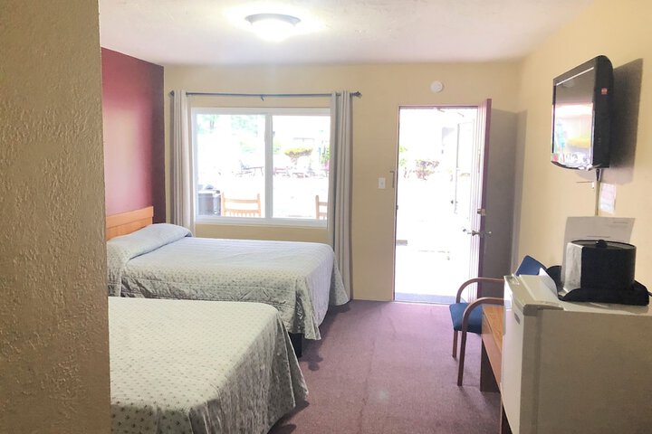 Room 21 of 34