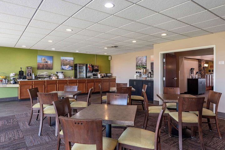 Sleep Inn & Suites Oakley I-70