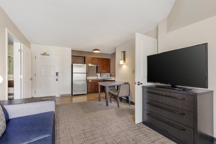 Sonesta ES Suites Fairfax Fair Lakes