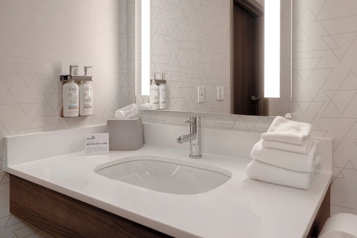 Holiday Inn Express & Suites Moab by IHG