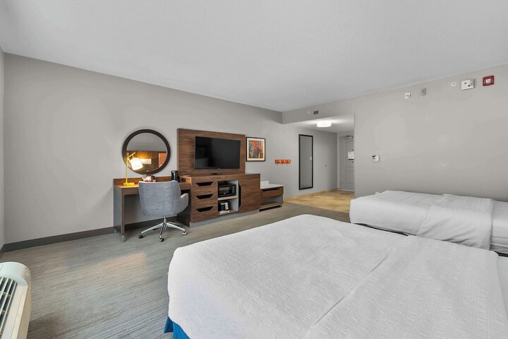 Room 40 of 71