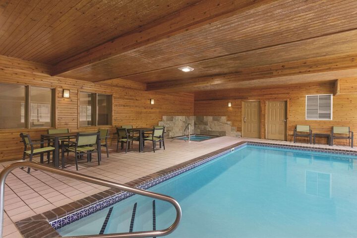 Pool 3 of 31