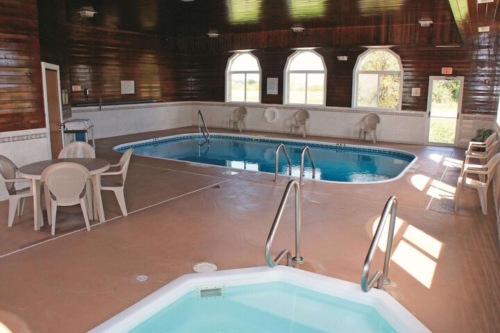 Pool 12 of 49