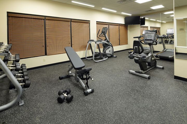 Hawthorn Suites by Wyndham Wheeling at the Highlands