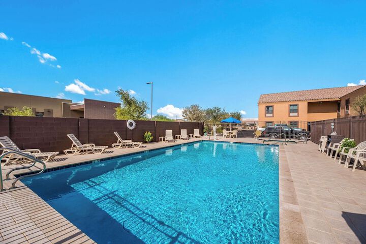 Pool 6 of 43