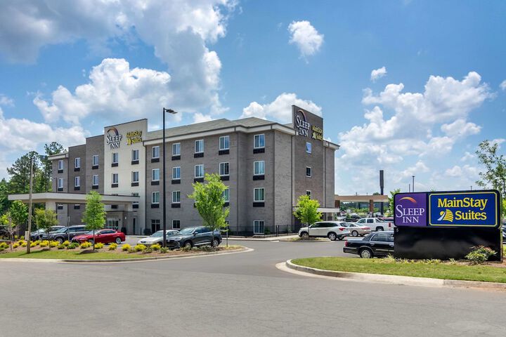 Hotel 4 of 27