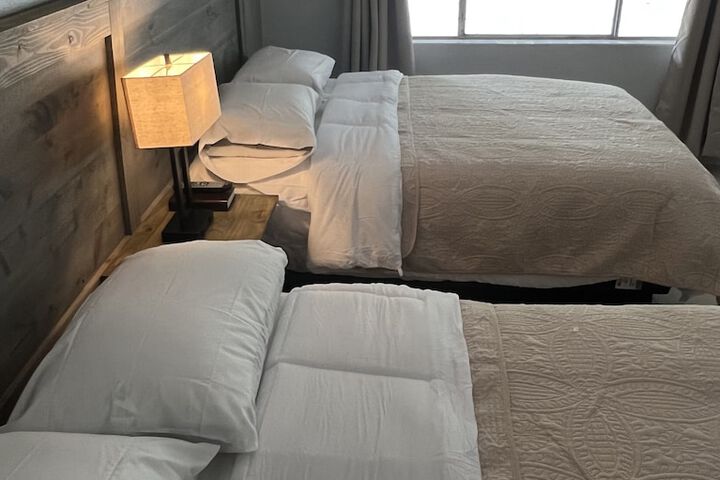 Room 48 of 82