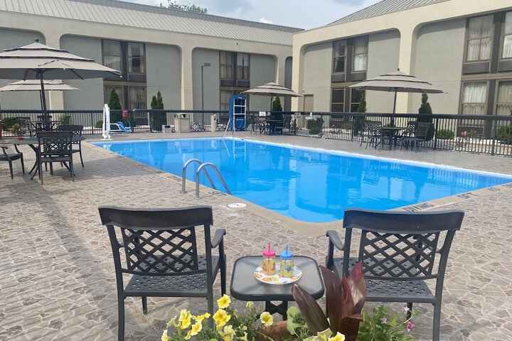 Pool 9 of 82