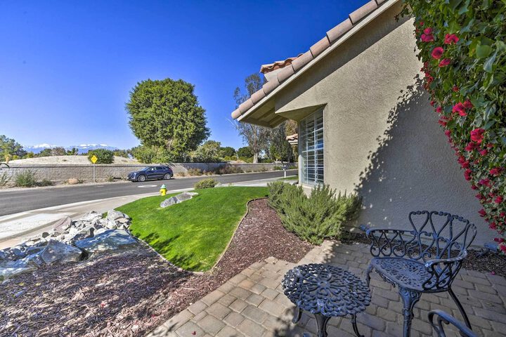 Indian Wells Oasis w / Pool: Walk to Tennis Garden!