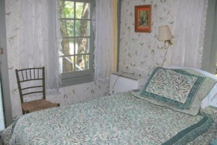 Bungalow - Three Bedroom Cottage