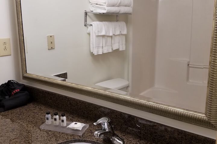 Country Inn & Suites by Radisson Lexington, VA