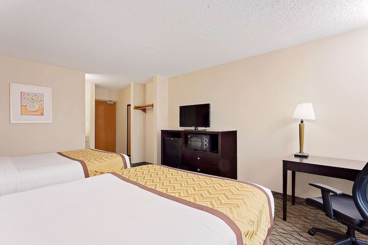 Room 14 of 20