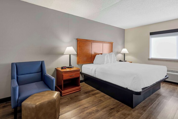 Best Western Shelbyville Inn and Suites Celebration Inn