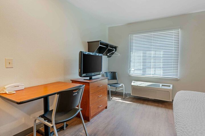 Room 21 of 25
