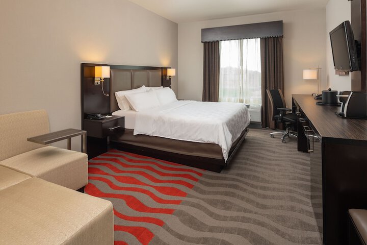 Room 42 of 65