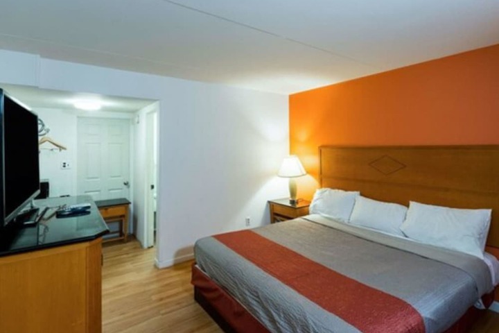 Room 22 of 25