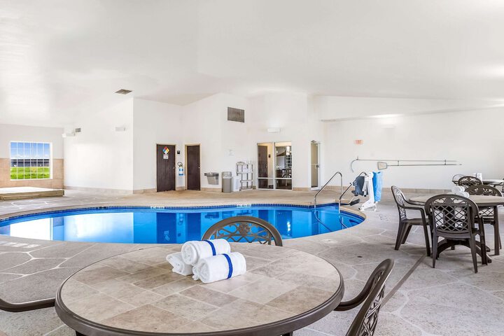 Sleep Inn & Suites North Liberty - Liberty City