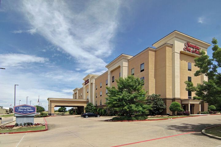 Hampton Inn & Suites Longview North