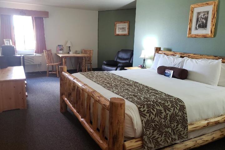 Cody Legacy Inn & Suites