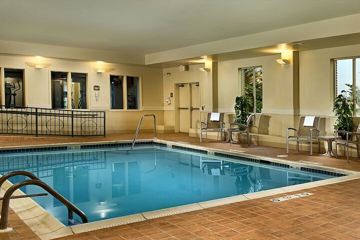 Pool 10 of 67