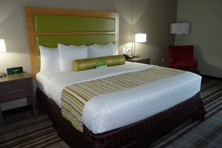 La Quinta Inn & Suites by Wyndham Paducah