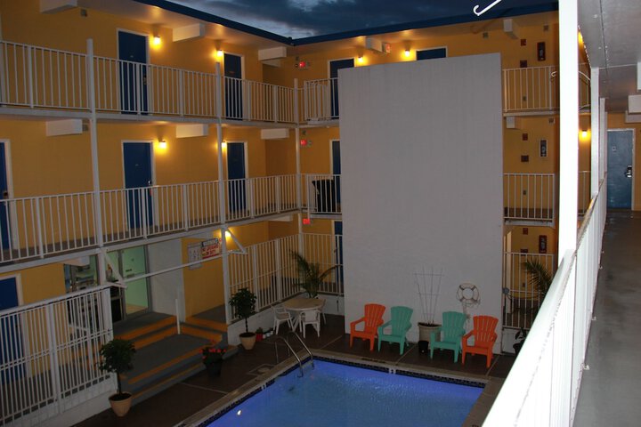 Seaside Inn