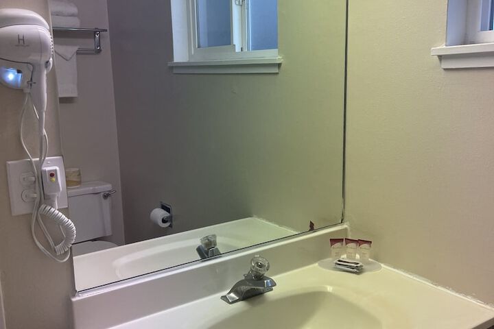 Room 55 of 84