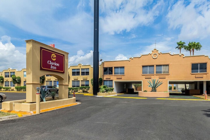 Hotel 3 of 42