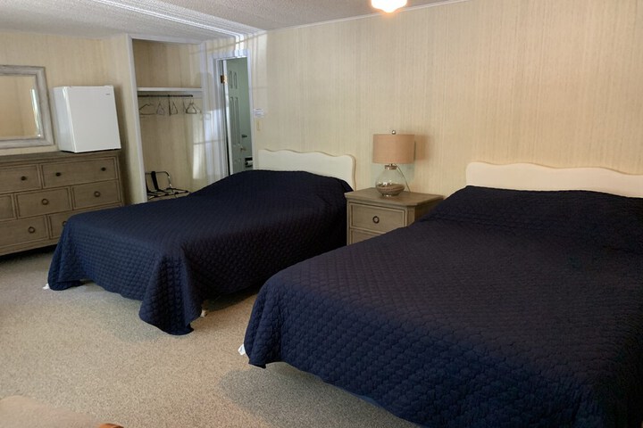 Room 76 of 123