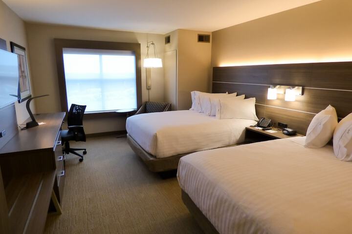 Holiday Inn Express & Suites Plymouth - Ann Arbor Area by IHG