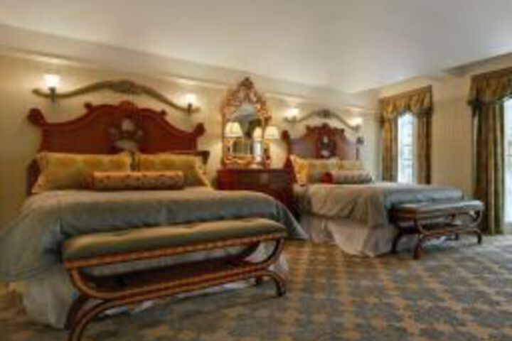 WEST BADEN SPRINGS HOTEL