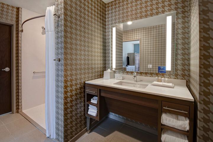 Home2 Suites by Hilton Kalamazoo Downtown