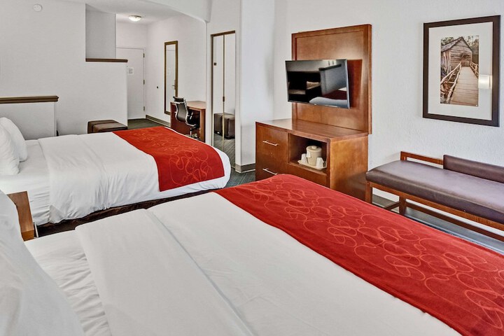 Room 28 of 59