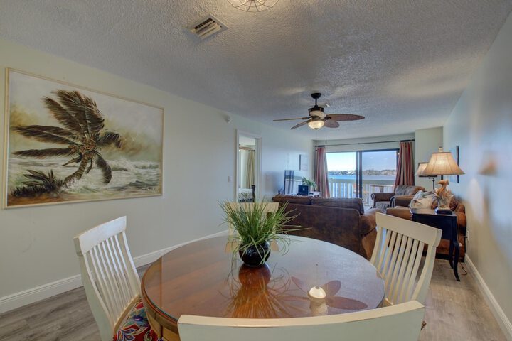 Anna Maria Island Beach Palms 5B