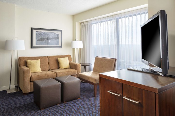 Room 9 of 28