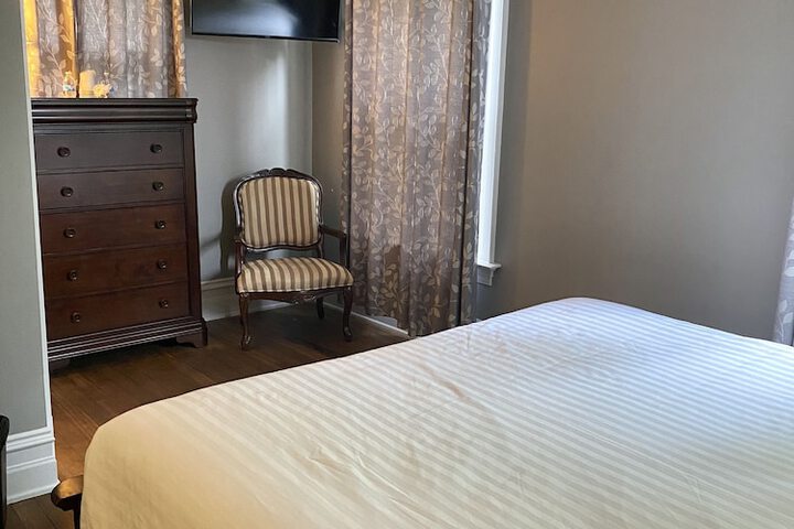 Room 6 of 59